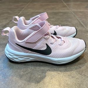 Girls Nike Athletic Shoes